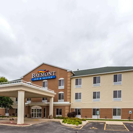 Baymont By Wyndham Waterford/Burlington Wi Hotel Exterior photo